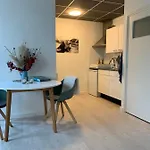 De Nollen * إغموند آن دن هوف