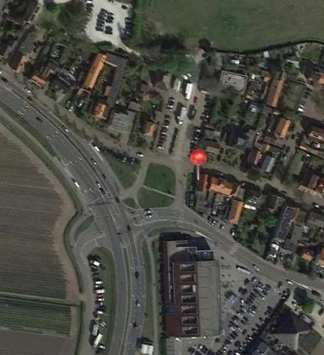 De Nollen * إغموند آن دن هوف